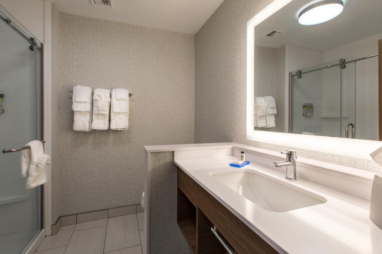 Holiday Inn Express & Suites Greenville S - Piedmont By Ihg Exterior photo