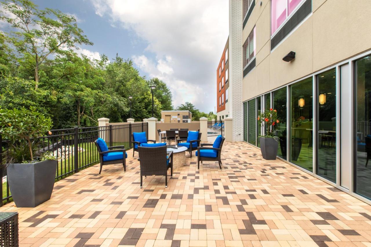 Holiday Inn Express & Suites Greenville S - Piedmont By Ihg Exterior photo