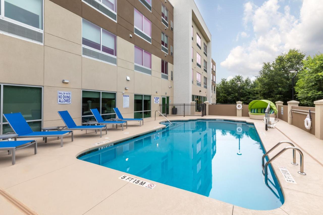 Holiday Inn Express & Suites Greenville S - Piedmont By Ihg Exterior photo